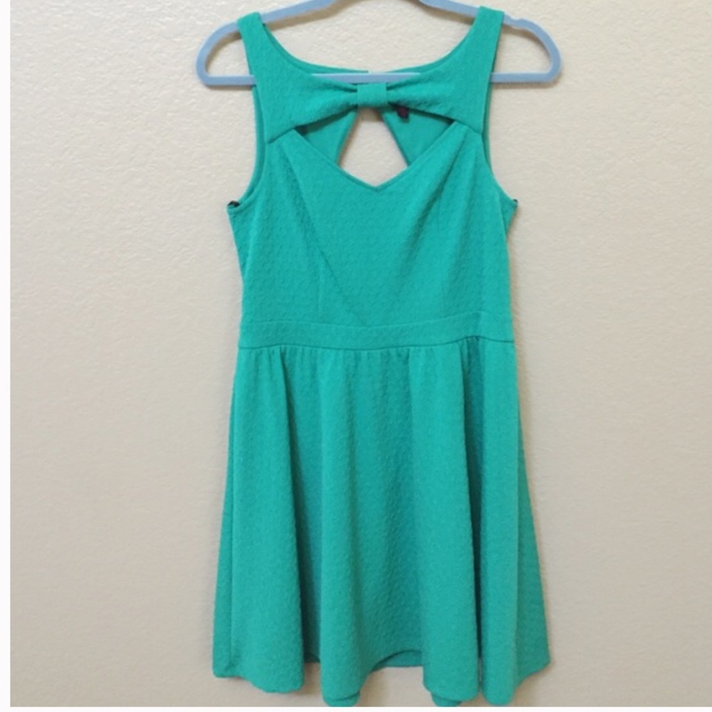 NWT Material Girl pretty green dress